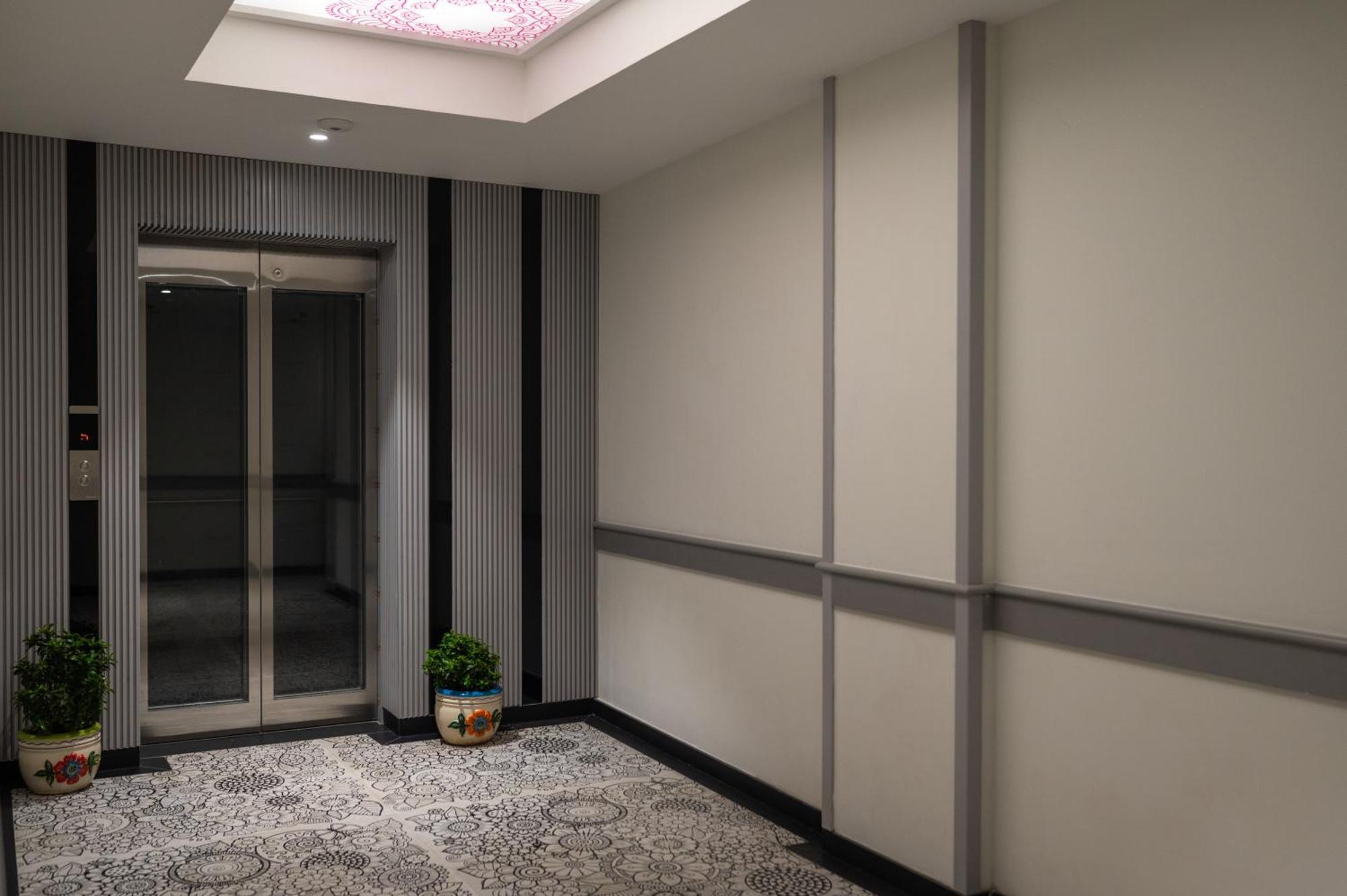 Zibe Luxe Kakinada By Grt Hotels Екстер'єр фото