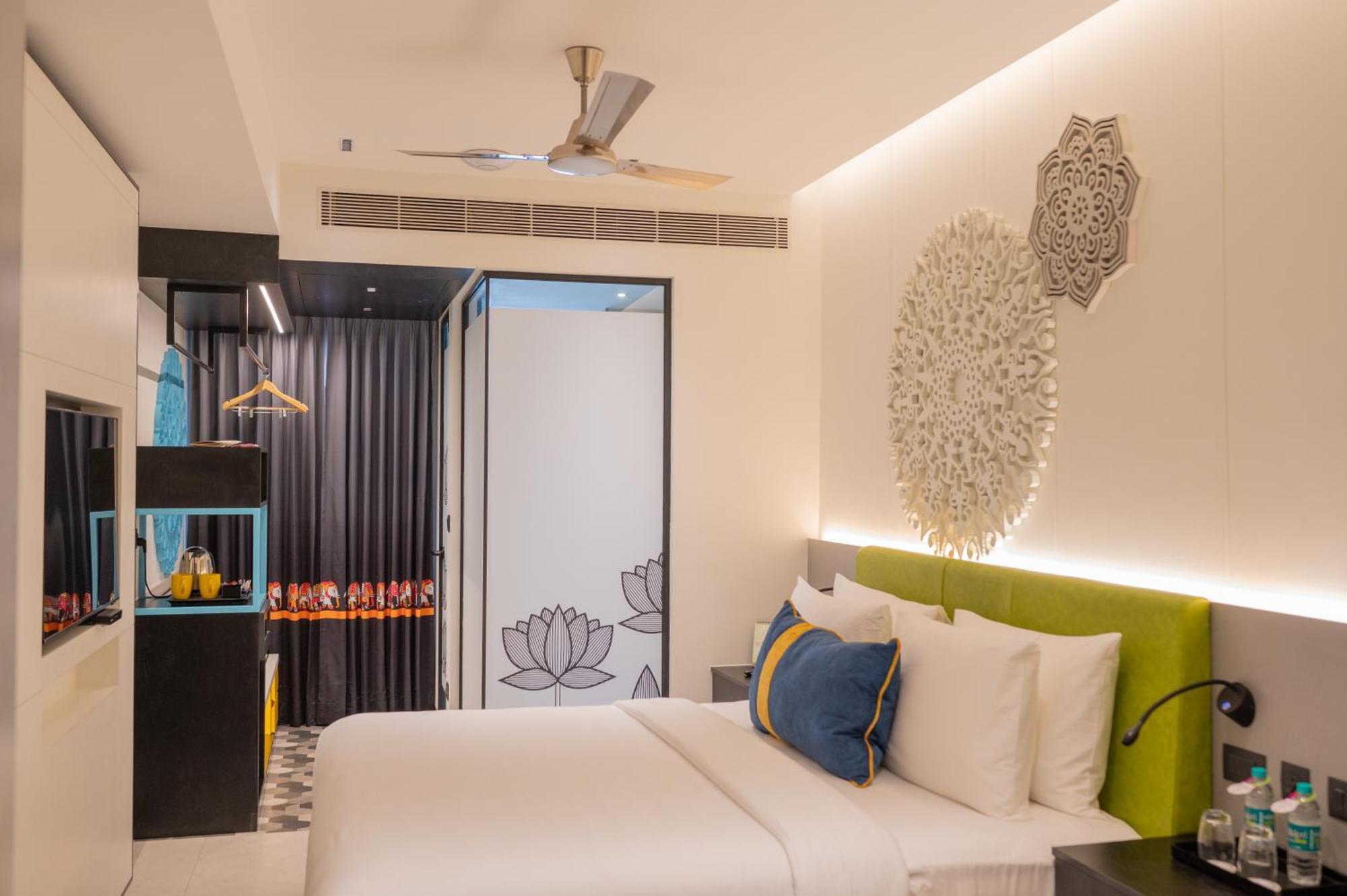 Zibe Luxe Kakinada By Grt Hotels Екстер'єр фото